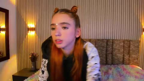 A L A N A  online show from 18, 2, 2025