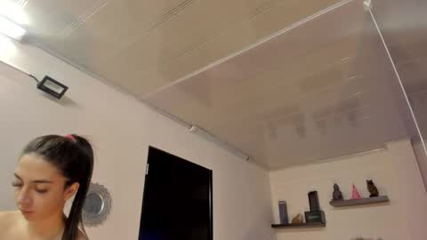 Maeve  online show from 21, 12, 2024