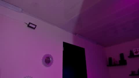 Maeve  online show from 16, 1, 2025