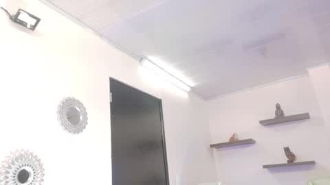 Maeve  online show from 2, 11, 2025