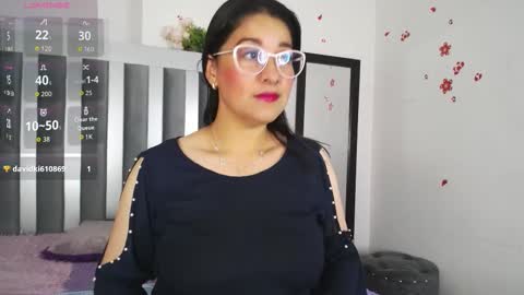 Snapshot of alana_steel_1 chatting on 23, 10, 2025 Alana online show from 23, 10, 2025