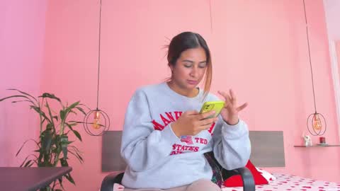 Snapshot of alana_suares chatting on 15, 2, 2025 Alana online show from 15, 2, 2025