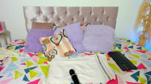 alana_vega69 online show from 2, 6, 2026