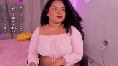 Snapshot of alanaa_gomezz chatting on 6, 11, 2025 Alana Gmez online show from 6, 11, 2025