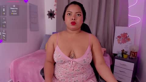 Snapshot of alanaa_gomezz chatting on 8, 11, 2025 Alana Gmez online show from 8, 11, 2025