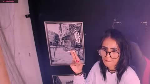 Snapshot of alanadelray chatting on 1, 11, 2025 alanadelray online show from 1, 11, 2025