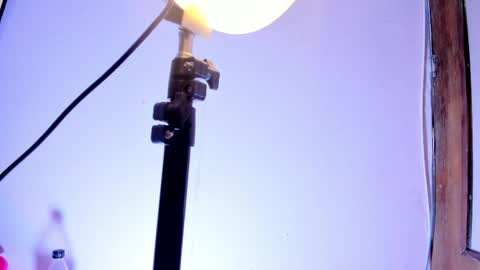 ALANA Please follow me  online show from 9, 4, 2026