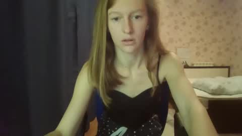 Elisa online show from 2, 3, 2025
