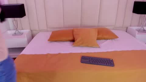 Snapshot of alanha__ chatting on 16, 12, 2025 Alanha online show from 16, 12, 2025