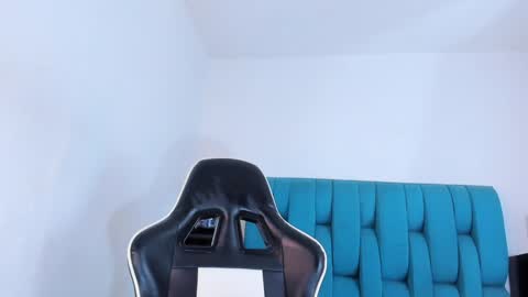 alannaughty_ online show from 29, 1, 2025