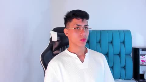 alannaughty_ online show from 12, 2, 2025