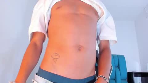 alannaughty_ online show from 18, 2, 2025