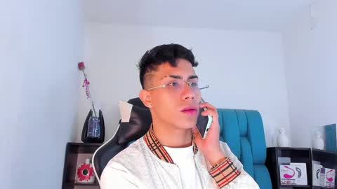 alannaughty_ online show from 11, 3, 2025