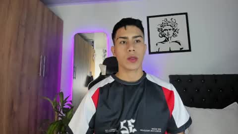 alannaughty_ online show from 30, 6, 2026