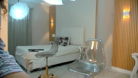 Snapshot of alayasmith chatting on 2, 12, 2025 Alaya online show from 2, 12, 2025