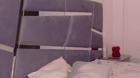 Snapshot of alba_grey chatting on 10, 1, 2025 alba online show from 10, 1, 2025
