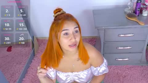 Snapshot of alba_grey chatting on 5, 3, 2025 alba online show from 5, 3, 2025