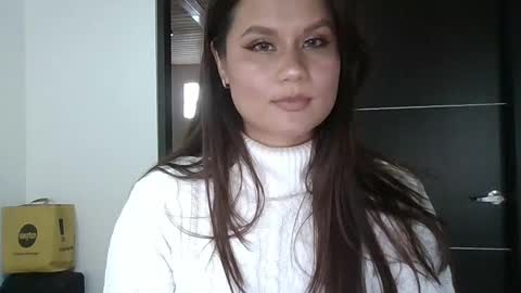 alba_toro535670 online show from 12, 2, 2025