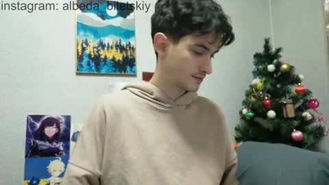 Snapshot of albeda22 chatting on 11, 1, 2025 Albedo online show from 11, 1, 2025