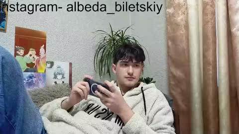 Snapshot of albeda22 chatting on 28, 9, 2025 Albedo online show from 28, 9, 2025