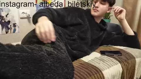 Snapshot of albeda22 chatting on 5, 10, 2025 Albedo online show from 5, 10, 2025