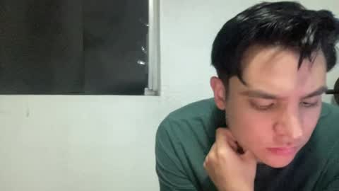 Snapshot of alber753713 chatting on 4, 8, 2026 alber753713 online show from 4, 8, 2026