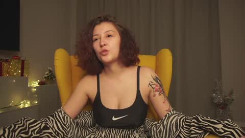 Hi all. My name is Stela and this is my first day here online show from 16, 1, 2025