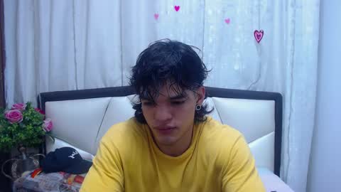 Snapshot of albertbernal69 chatting on 11, 3, 2025 Albert online show from 11, 3, 2025