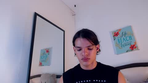 Snapshot of albertbernal69 chatting on 24, 11, 2025 Albert online show from 24, 11, 2025