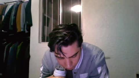 albertoarenas16 online show from 11, 4, 2026