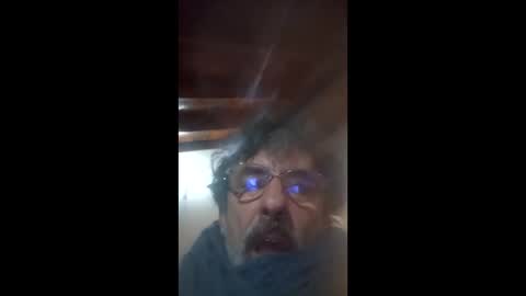 Snapshot of albertoto71 chatting on 17, 5, 2026 albertoto71 online show from 17, 5, 2026