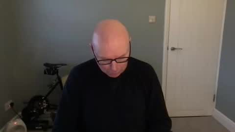 Snapshot of alc300170 chatting on 12, 2, 2025 alc300170 online show from 12, 2, 2025