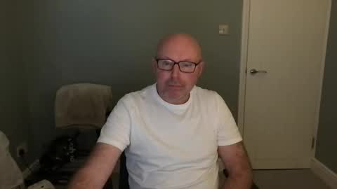 Snapshot of alc300170 chatting on 31, 10, 2025 alc300170 online show from 31, 10, 2025