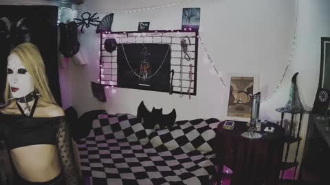 Snapshot of alchemymistic chatting on 7, 2, 2025 Mistic witch online show from 7, 2, 2025