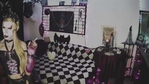 Snapshot of alchemymistic chatting on 12, 3, 2025 Mistic witch online show from 12, 3, 2025