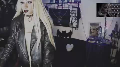 Snapshot of alchemymistic chatting on 3, 10, 2025 Mistic witch online show from 3, 10, 2025