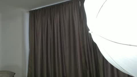 Snapshot of aleejhandra chatting on 3, 10, 2025 alejandra online show from 3, 10, 2025