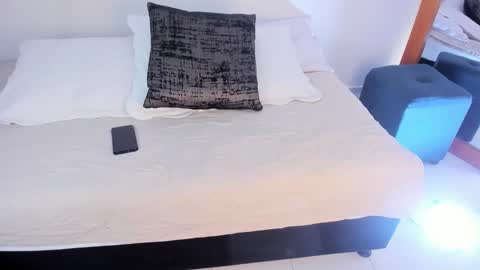 Snapshot of aleexiiaa chatting on 27, 9, 2025 aleexiiaa online show from 27, 9, 2025