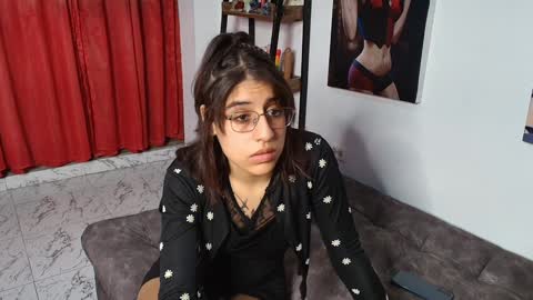 Maria  Juan   Julieth online show from 4, 12, 2024
