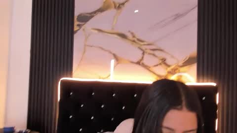 Alejandra Lopez online show from 16, 2, 2026