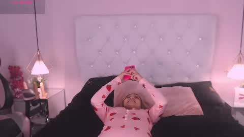 Snapshot of aleja_gh1 chatting on 27, 6, 2026 1 online show from 27, 6, 2026