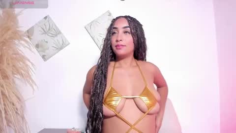Snapshot of alejaa_queen chatting on 18, 9, 2025 aleja online show from 18, 9, 2025