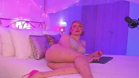 ALEJADOLLTS online show from 7, 7, 2026