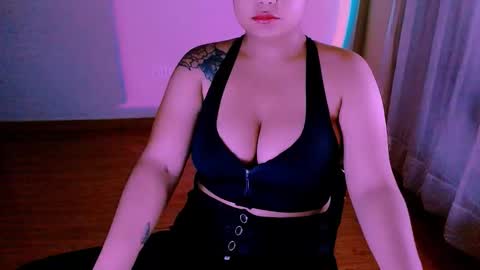 Snapshot of alejandra_conde chatting on 13, 11, 2025 Alejandra online show from 13, 11, 2025