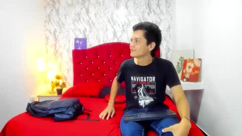 Snapshot of alejandra_james chatting on 8, 4, 2026 ALEJANDRA JAMES online show from 8, 4, 2026