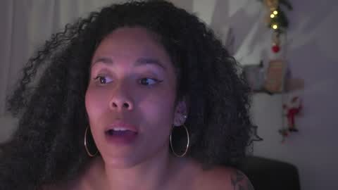 Snapshot of alejandra_kiss98 chatting on 16, 12, 2024 O.F alejandra h1998 stream 300 pm - 1100 pm online show from 16, 12, 2024