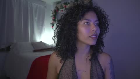 Snapshot of alejandra_kiss98 chatting on 22, 12, 2024 O.F alejandra h1998 stream 300 pm - 1100 pm online show from 22, 12, 2024
