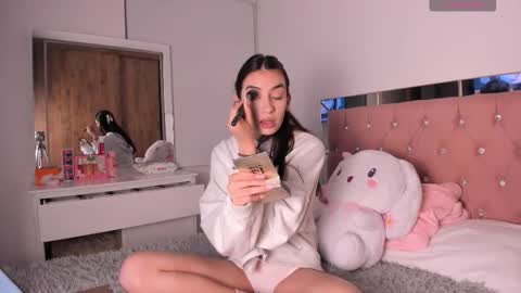 alejandraaa_ online show from 9, 10, 2025