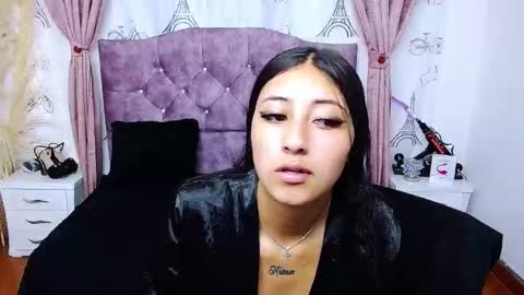 Snapshot of alejandracastr chatting on 5, 10, 2025 ALEJANDRA online show from 5, 10, 2025