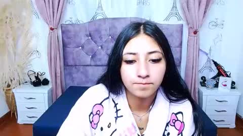 Snapshot of alejandracastr chatting on 11, 10, 2025 ALEJANDRA online show from 11, 10, 2025